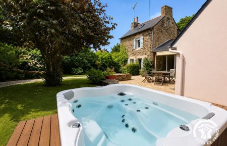 G&icirc;te n&deg;22G170160 Binic-&Eacute;tables-sur-Mer - C&ocirc;tes d'Armor - photo