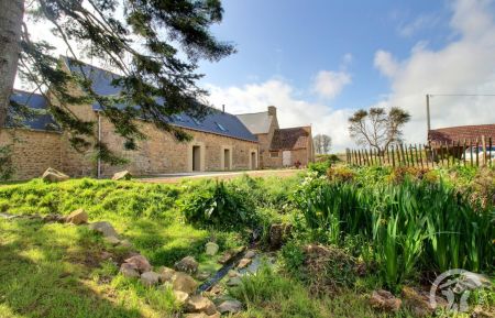 G&icirc;te n&deg;22G132933 Penv&eacute;nan - C&ocirc;tes d'Armor - photo