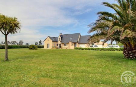 G&icirc;te n&deg;22G140386 Ploubazlanec - C&ocirc;tes d'Armor - photo