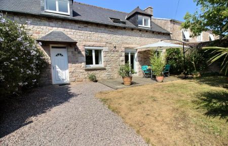 G&icirc;te n&deg;22G351324 Erquy - C&ocirc;tes d'Armor - photo