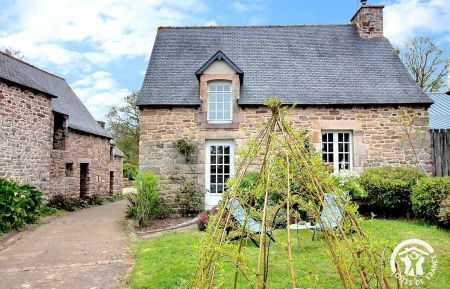 G&icirc;te n&deg;22G350128 Erquy - C&ocirc;tes d'Armor - photo