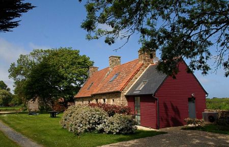 G&icirc;te n&deg;22G130950 Penv&eacute;nan - C&ocirc;tes d'Armor - G&icirc;te Leur Min