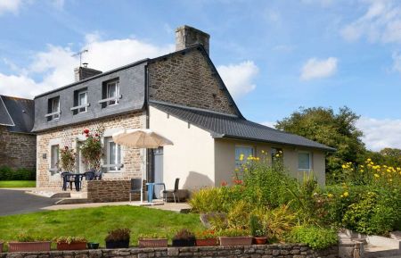 G&icirc;te n&deg;22G220605 Plougonver - C&ocirc;tes d'Armor - photo