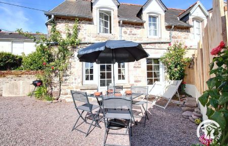 G&icirc;te n&deg;22G351378 Erquy - C&ocirc;tes d'Armor - photo