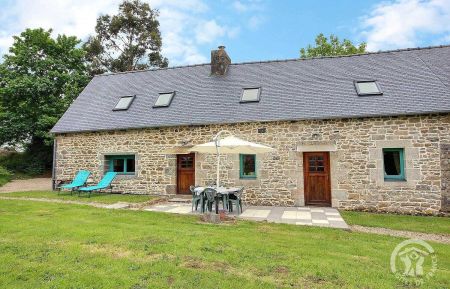 G&icirc;te n&deg;22G230207 Kerien - C&ocirc;tes d'Armor - GITE Ty Bihan Kerlouet