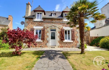 G&icirc;te n&deg;22G140296 Paimpol - C&ocirc;tes d'Armor - photo