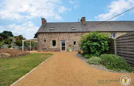 G&icirc;te n&deg;22G140712 Yvias - C&ocirc;tes d'Armor - photo