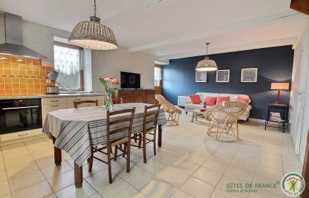 G&icirc;te n&deg;22G350239 Fr&eacute;hel - C&ocirc;tes d'Armor - photo
