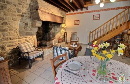 G&icirc;te n&deg;22G410902 Lescou&euml;t-Gouarec - C&ocirc;tes d'Armor - photo