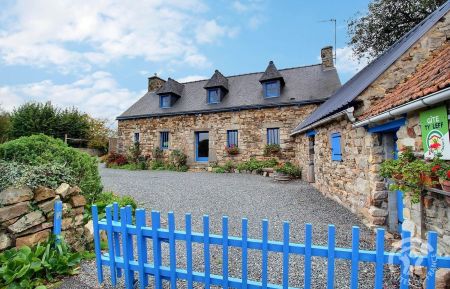 G&icirc;te n&deg;22G140620 Plourivo - C&ocirc;tes d'Armor - photo