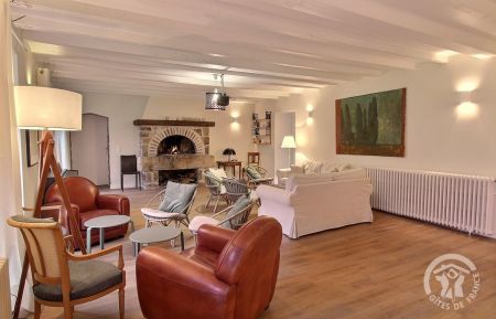 G&icirc;te n&deg;22G350925 Pl&eacute;venon - C&ocirc;tes d'Armor - Le grand salon de 61 m&sup2;