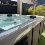 Jacuzzi