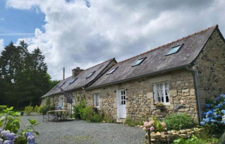 G&icirc;te n&deg;22G220305 La Chapelle-Neuve - C&ocirc;tes d'Armor - photo