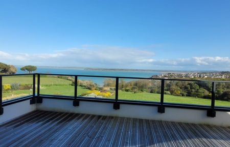 G&icirc;te n&deg;22G310976 Pl&eacute;rin - C&ocirc;tes d'Armor - Vue de la terrasse